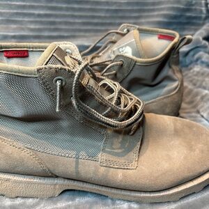 Sorel Tan Boots Durable Rubber Sole